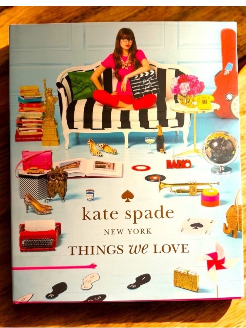 kate spade things we love gorg coffee table book 🎀